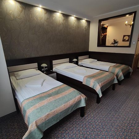 Hotel Atena Slupsk Exterior photo