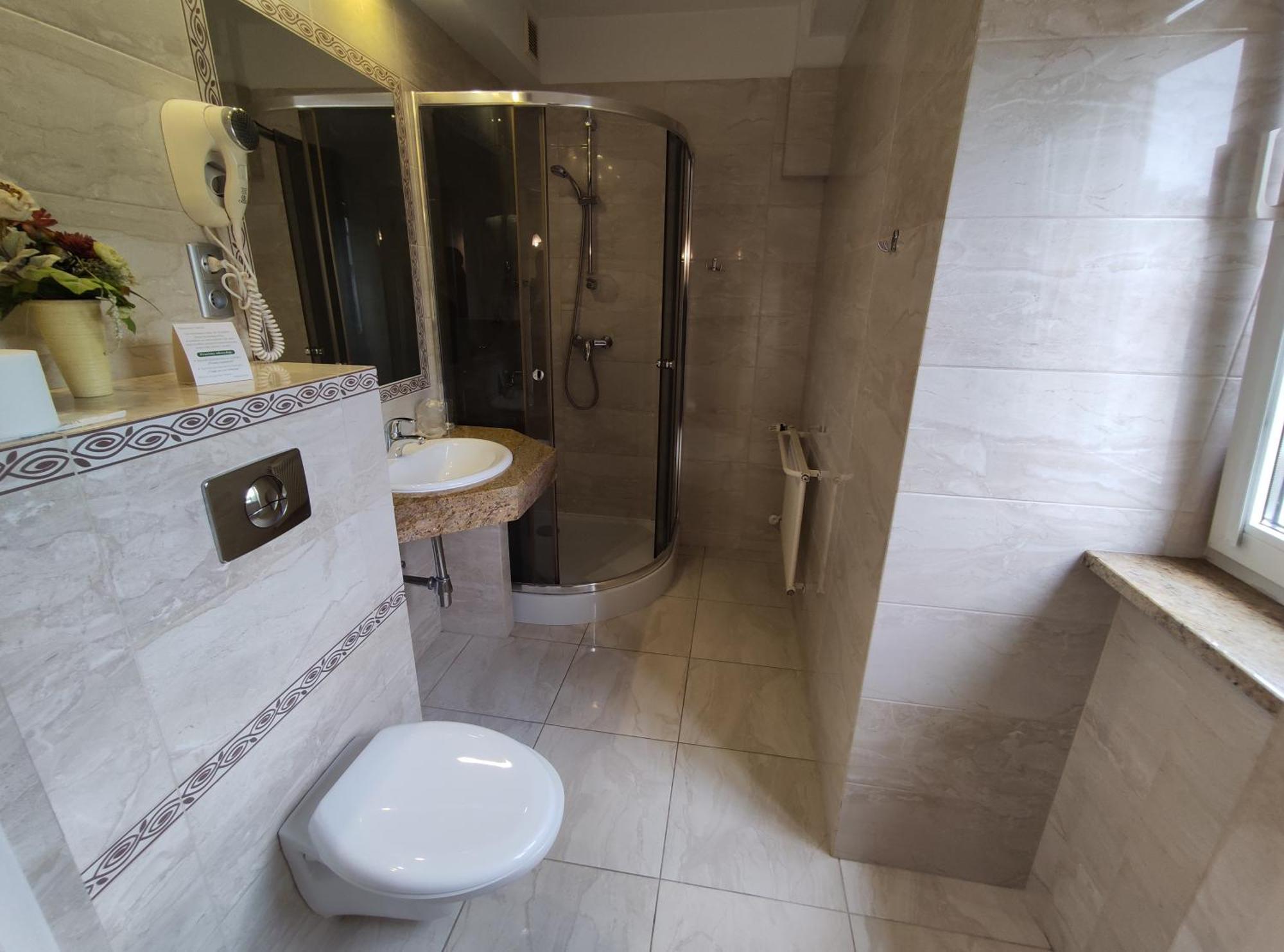 Hotel Atena Slupsk Exterior photo