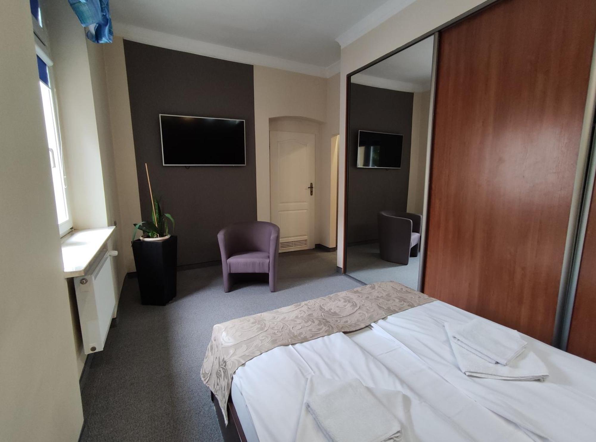 Hotel Atena Slupsk Exterior photo